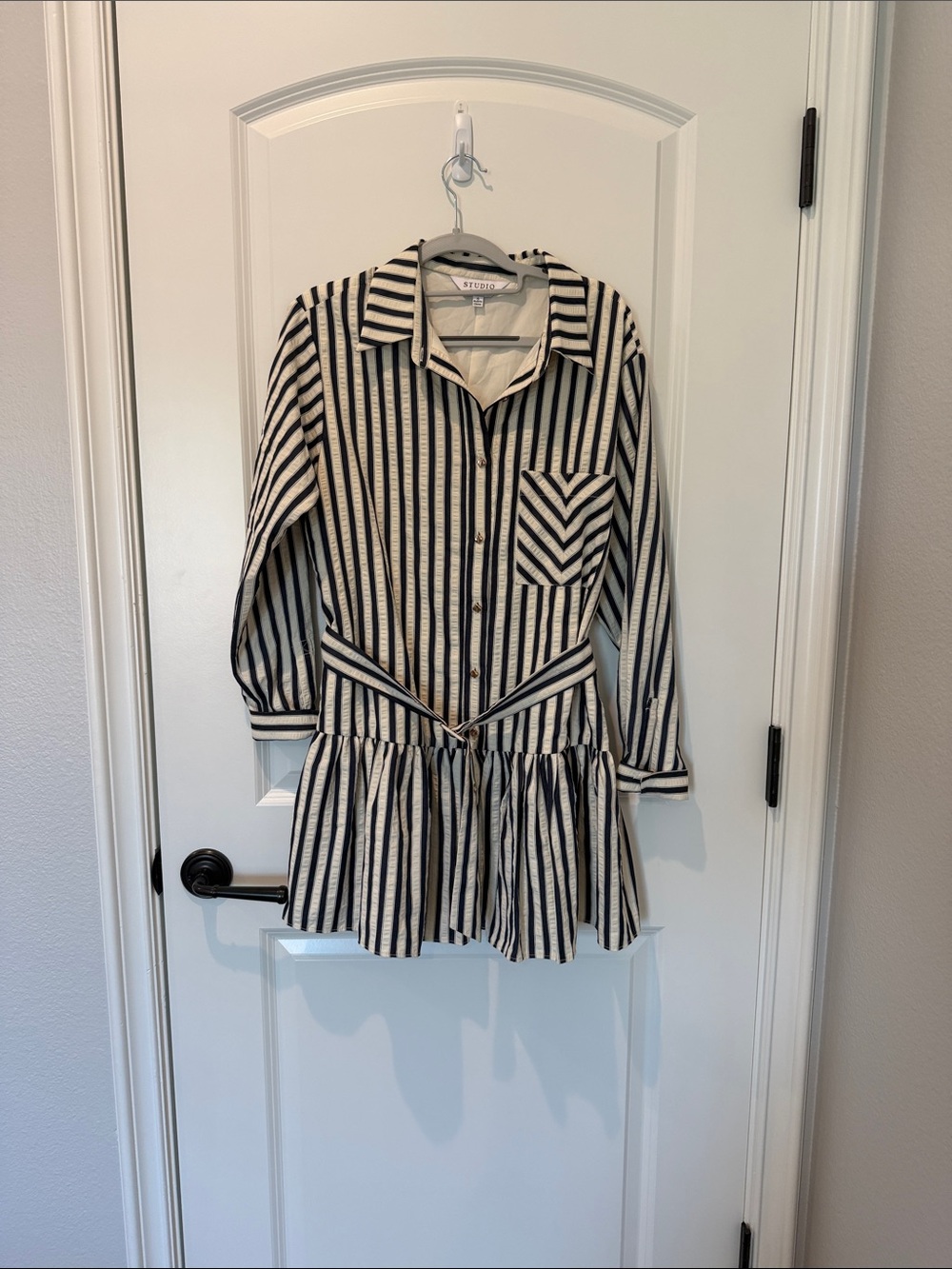 Studio Striped Shirt Dress in Navy and White size Small